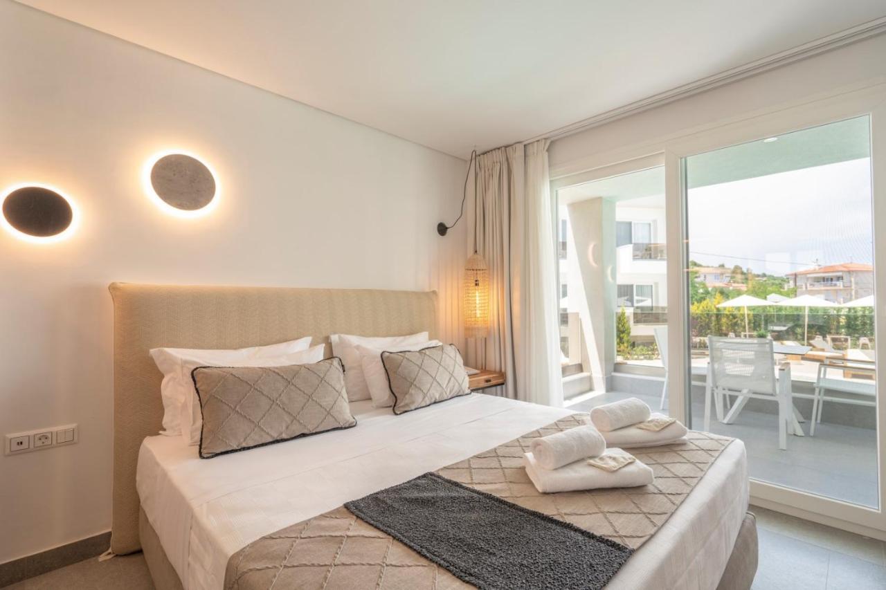 Mirablue Luxury Residences (Adults Only) بيفكوهوري المظهر الخارجي الصورة