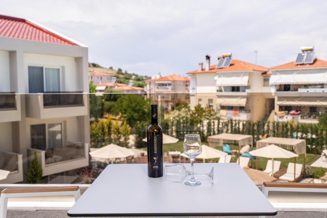 Mirablue Luxury Residences (Adults Only) بيفكوهوري المظهر الخارجي الصورة