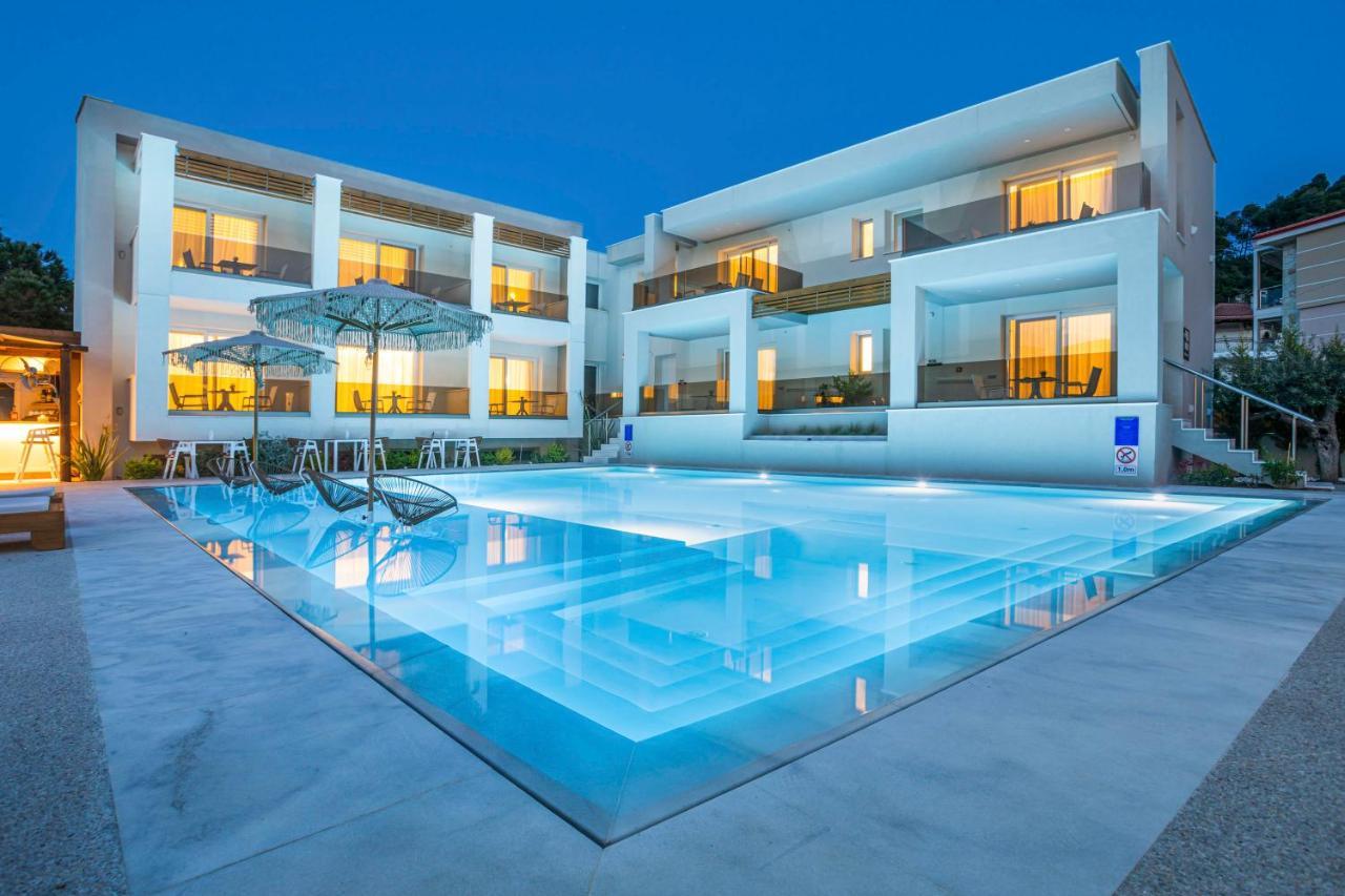 Mirablue Luxury Residences (Adults Only) بيفكوهوري المظهر الخارجي الصورة