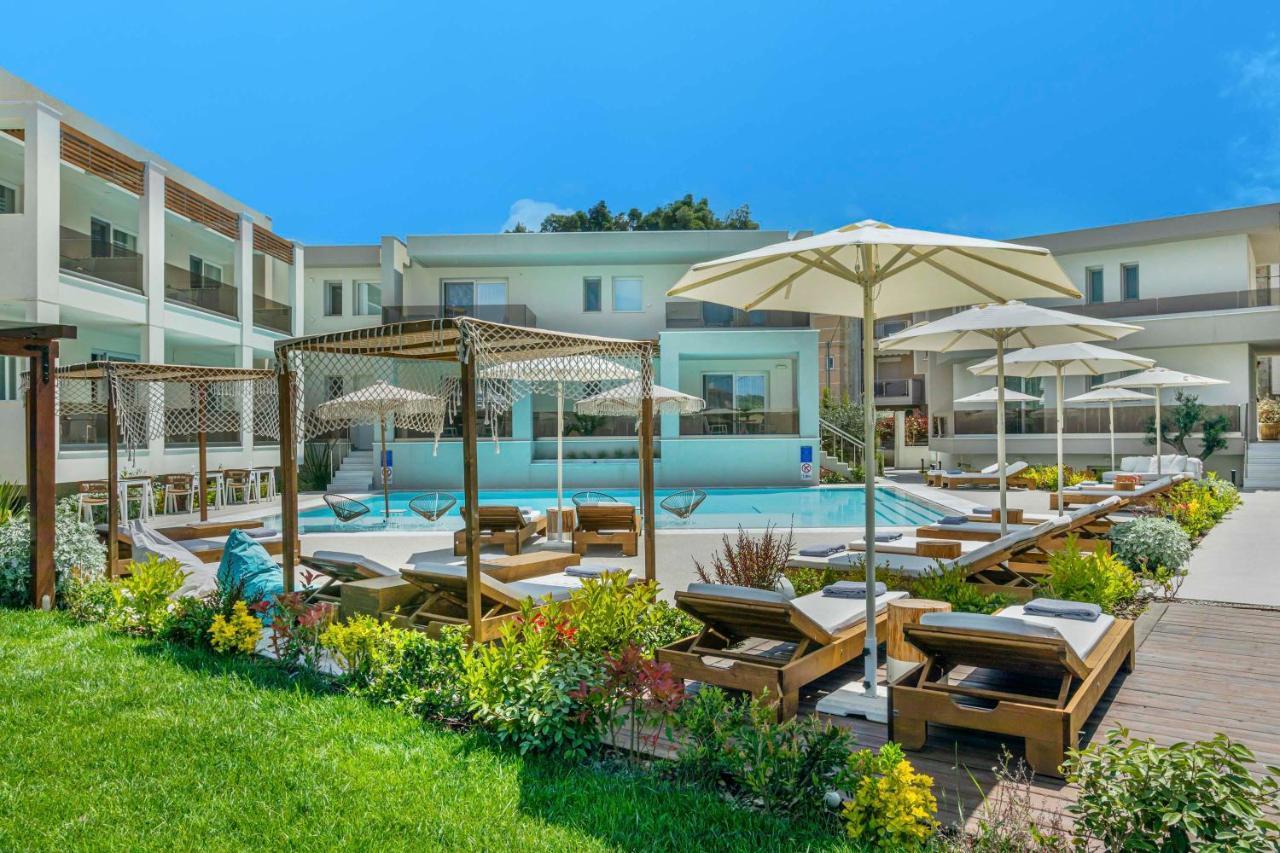 Mirablue Luxury Residences (Adults Only) بيفكوهوري المظهر الخارجي الصورة