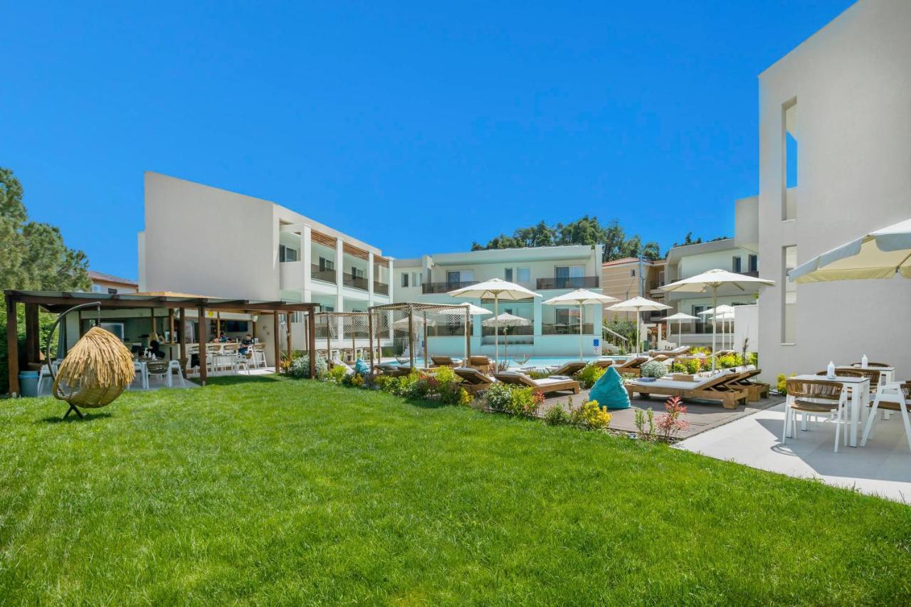 Mirablue Luxury Residences (Adults Only) بيفكوهوري المظهر الخارجي الصورة