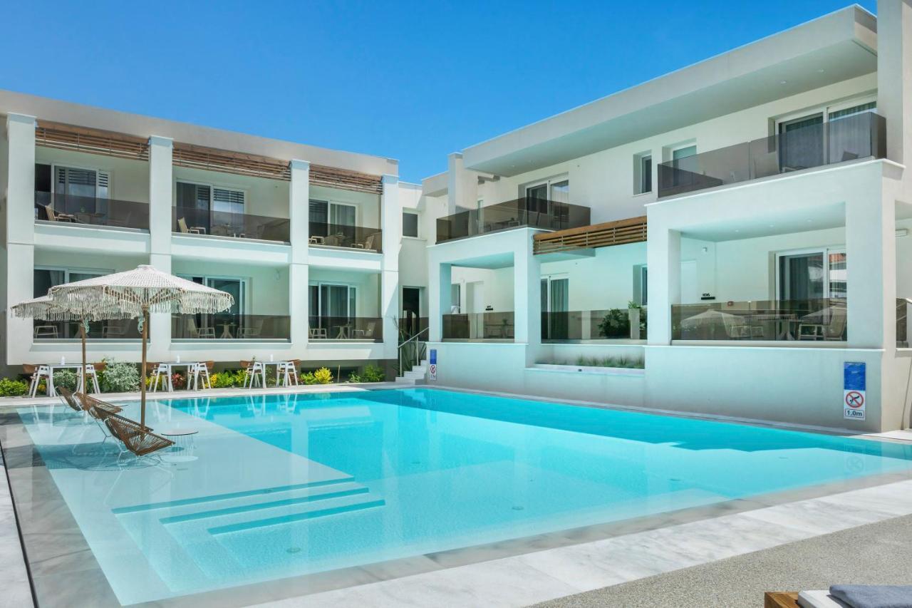 Mirablue Luxury Residences (Adults Only) بيفكوهوري المظهر الخارجي الصورة